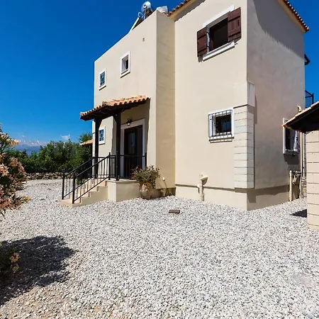 Villa Pyramus With Private Pool *