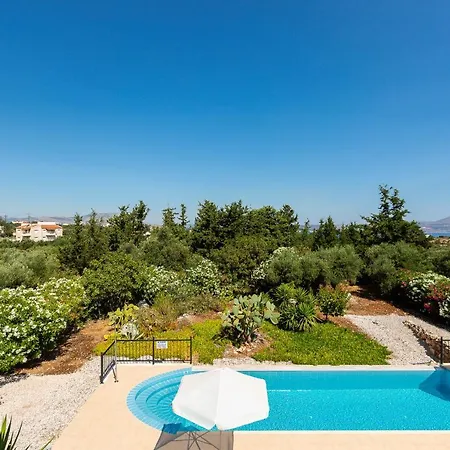 Villa Pyramus With Private Pool *